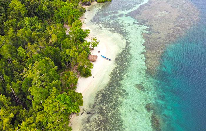 Andau Homestay, Andau Mkun, Pam Islands, Raja Ampat