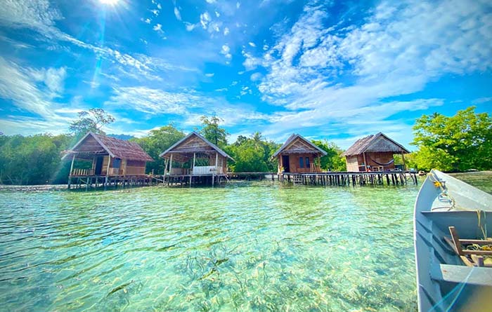 Senja Homestay, Pulau Pam, Raja Ampat